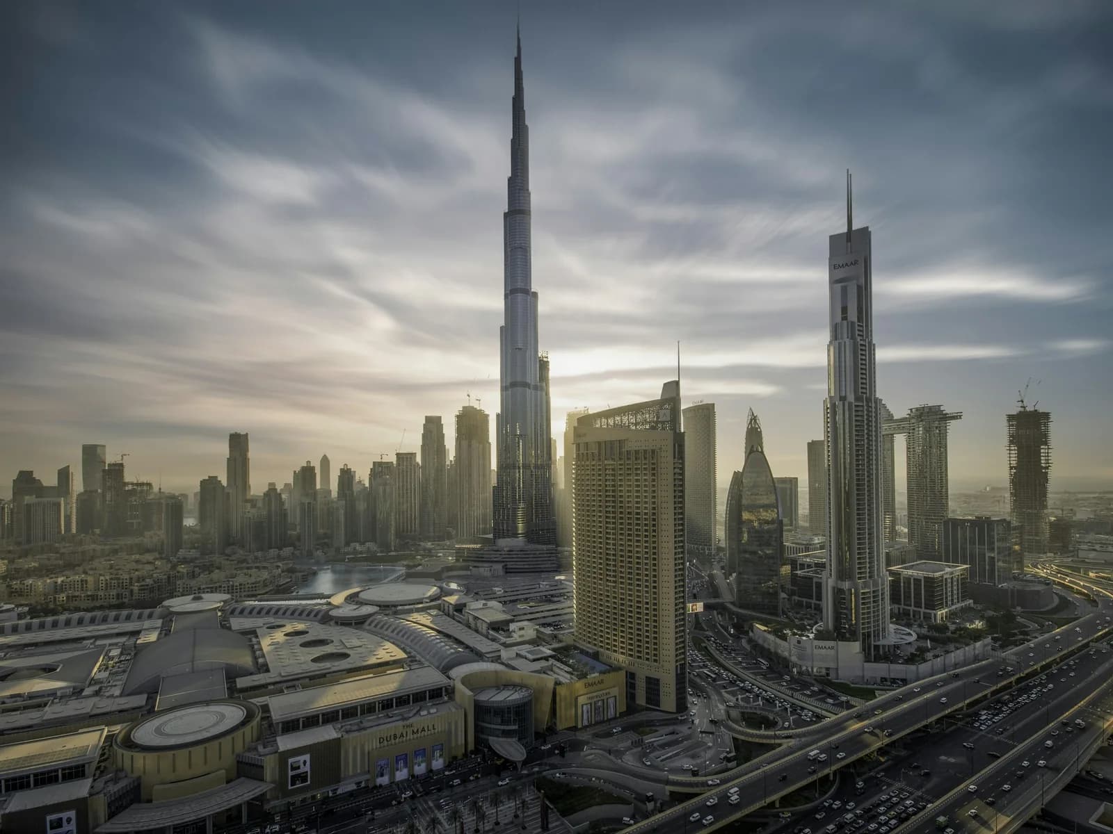 Aerial view of The Dubai Mall roof, Burj Khalifa and Downtown towers